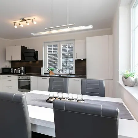 Meerzeit 4 * Groemitz